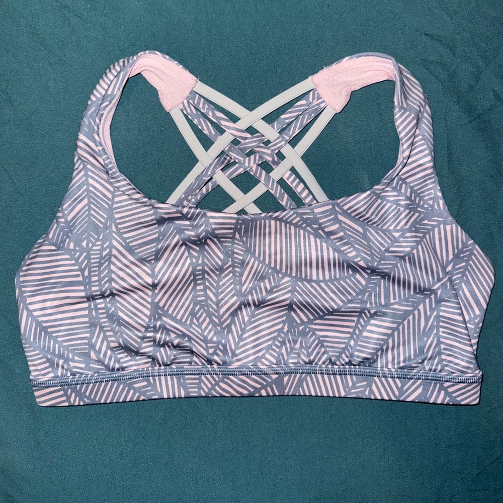 Lulu free to be sz 10 bra